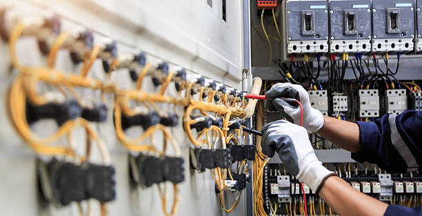 Professional Electrician technician working in Cibolo, TX